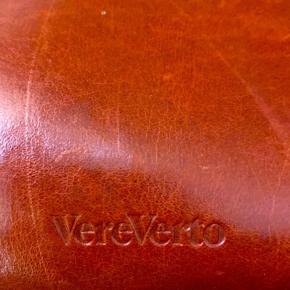 VereVerto Premium Leather Bagpack - Picture 5 of 8